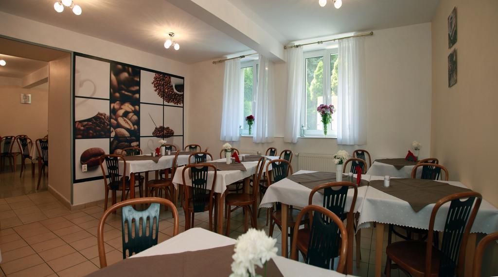 Hotel Monika Cracovie Extérieur photo