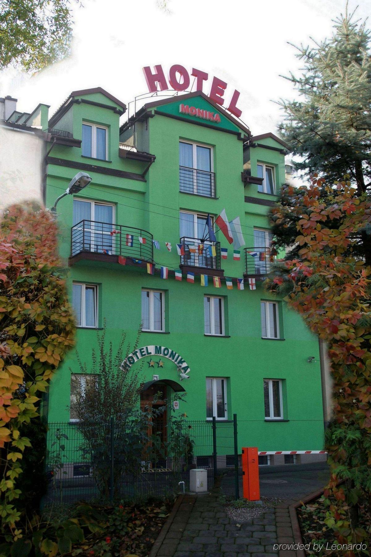 Hotel Monika Cracovie Extérieur photo