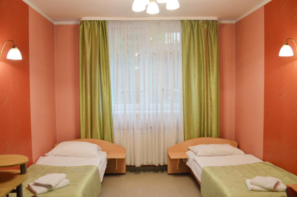 Hotel Monika Cracovie Extérieur photo