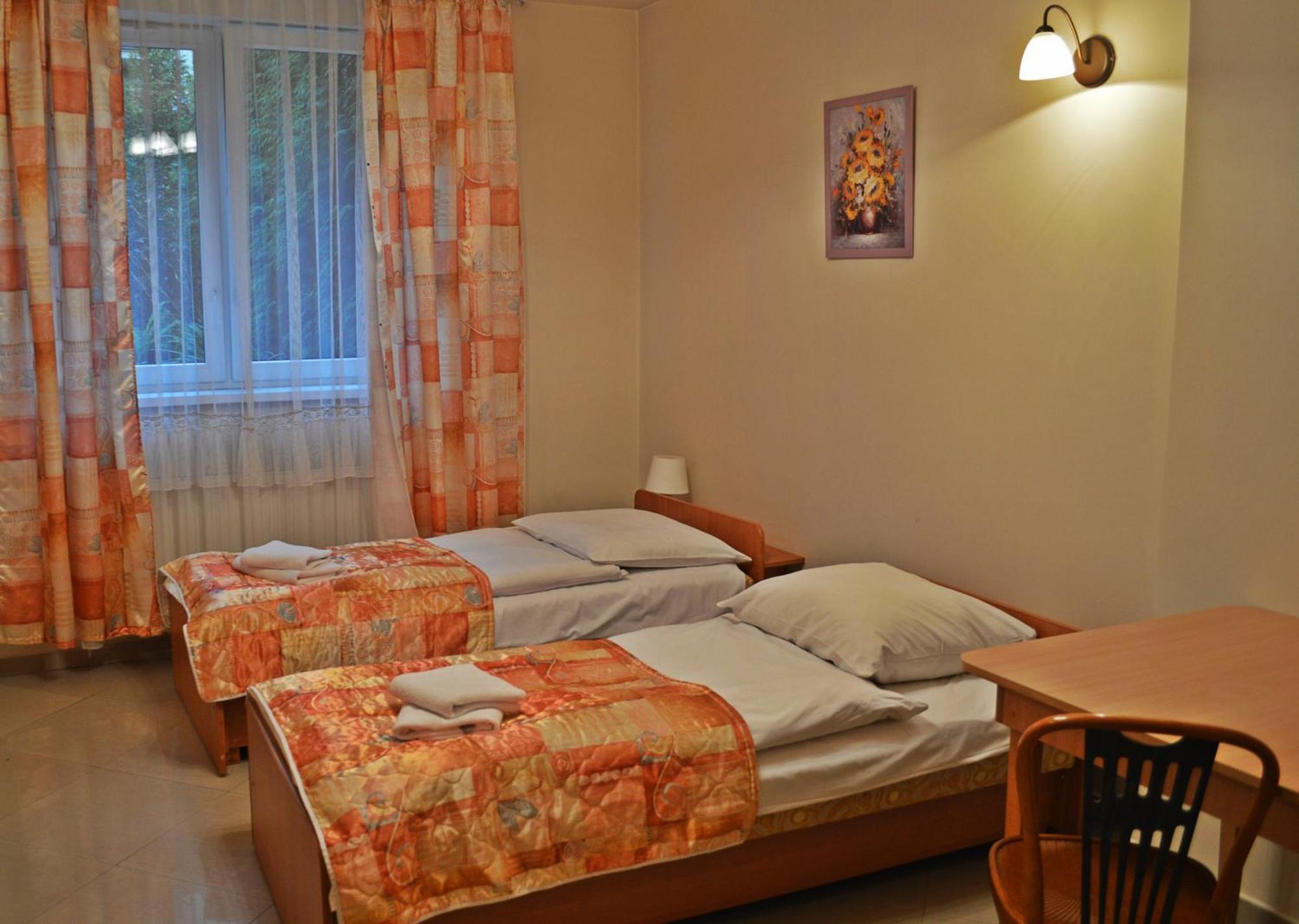 Hotel Monika Cracovie Extérieur photo